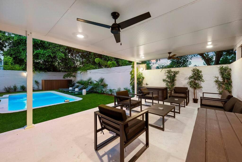 Beautiful Villa With Heated Pool Must Seen! Miami Bagian luar foto